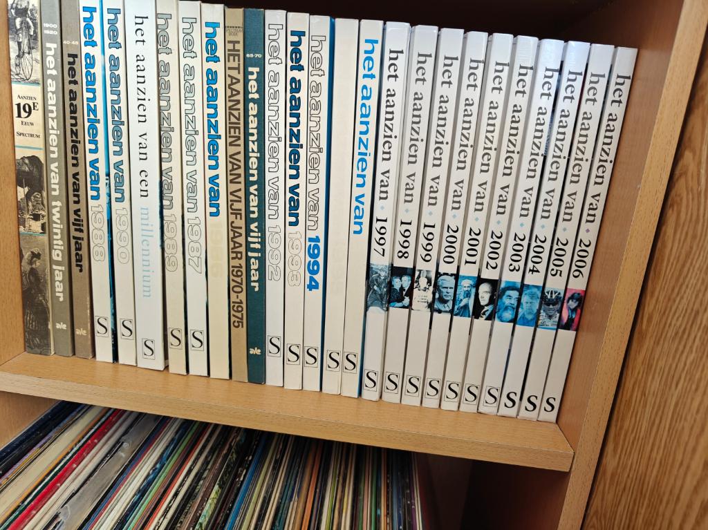 Het Aanzien Van boeken, Boeken, Geschiedenis | Wereld, Ophalen, 20e eeuw of later, Zo goed als nieuw, Overige gebieden