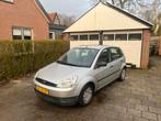 Ford Fiësta 1.3 8V 5 deurs 2002 Grijs. APK tot, Auto's, Ford, 1299 cc, 4 cilinders, 49 €/maand, Handgeschakeld