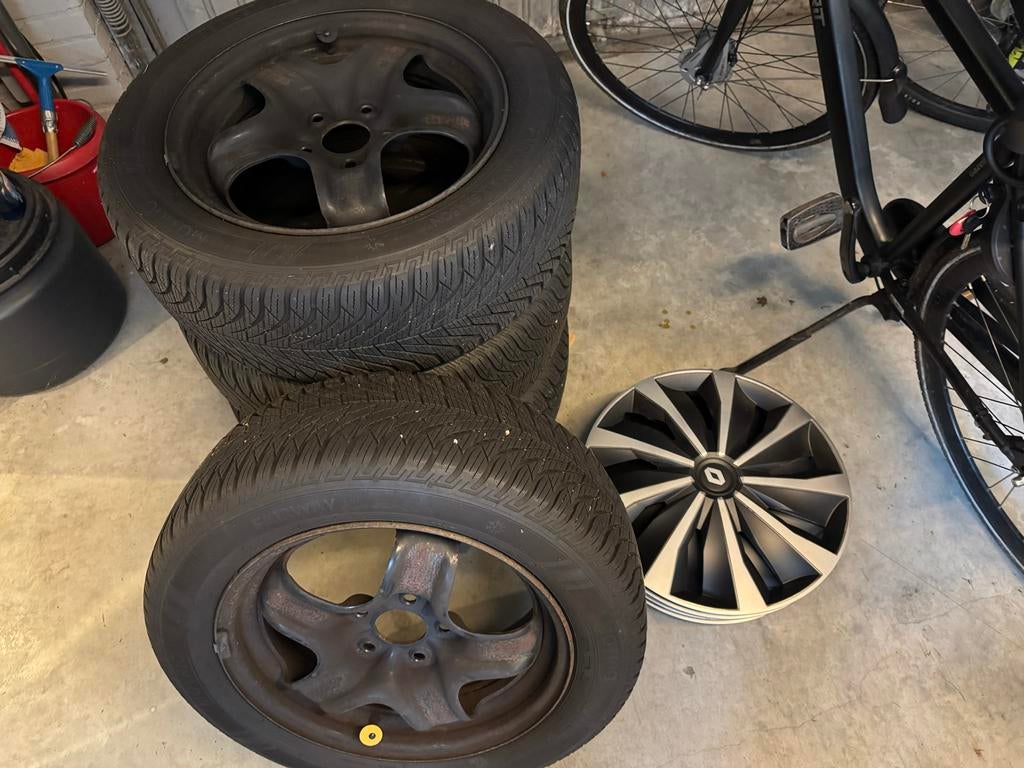 All season banden, stalen velg, wieldoppen, Renault megane, Auto-onderdelen, Banden en Velgen, Ophalen, Gebruikt, 16 inch, Banden en Velgen