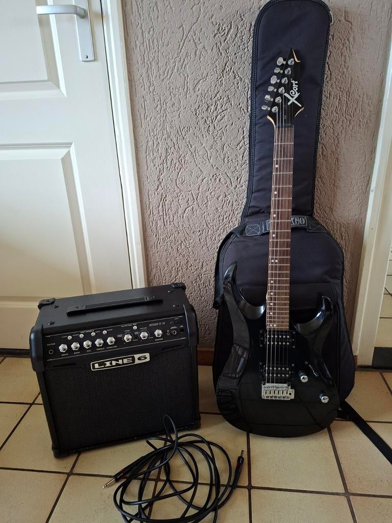 Elektrische Xcort X-2 Gitaar, Line 6 Spider 15, Muziek en Instrumenten, Snaarinstrumenten | Gitaren | Elektrisch, Gebruikt, Met versterker
