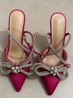 Heels roze, Ophalen of Verzenden, Nieuw, Roze