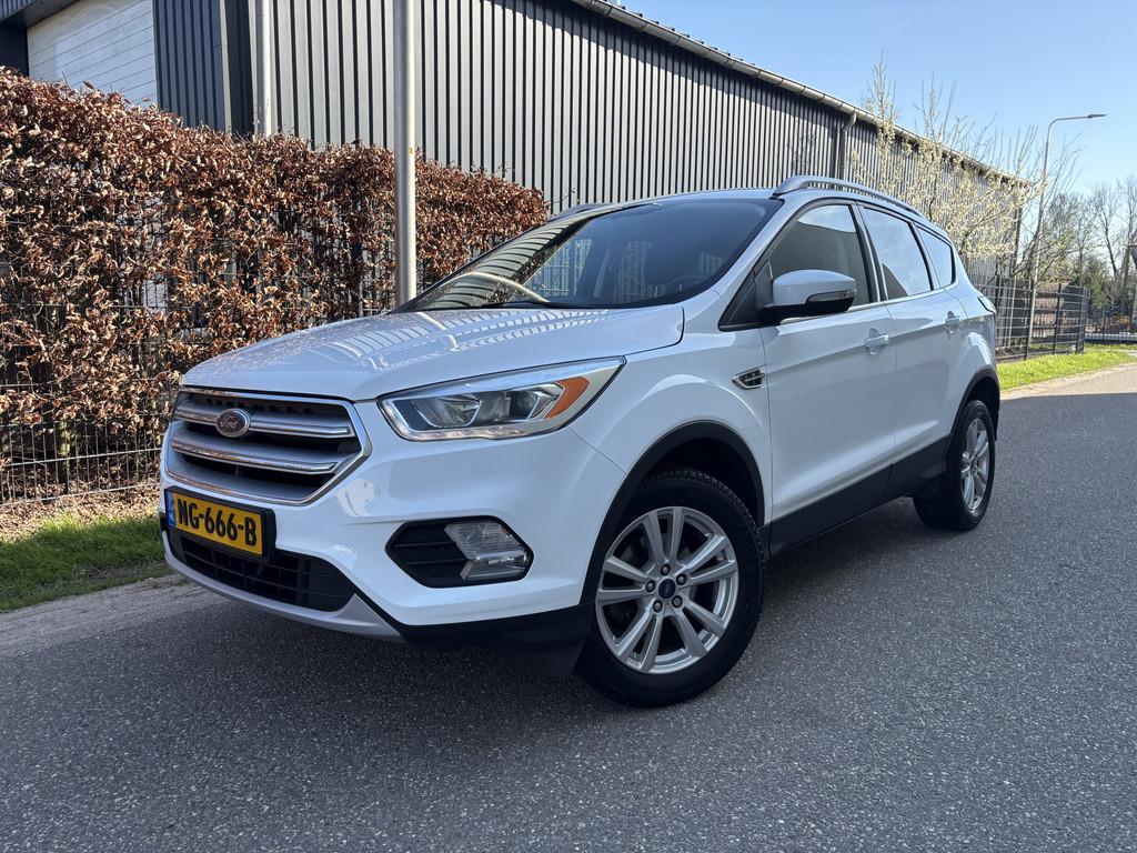 Ford Kuga 1.5 EcoBoost Trend Ultimate / NAVI / CRUISE / 126d, Auto's, 4 cilinders, Wit, Origineel Nederlands, Bedrijf