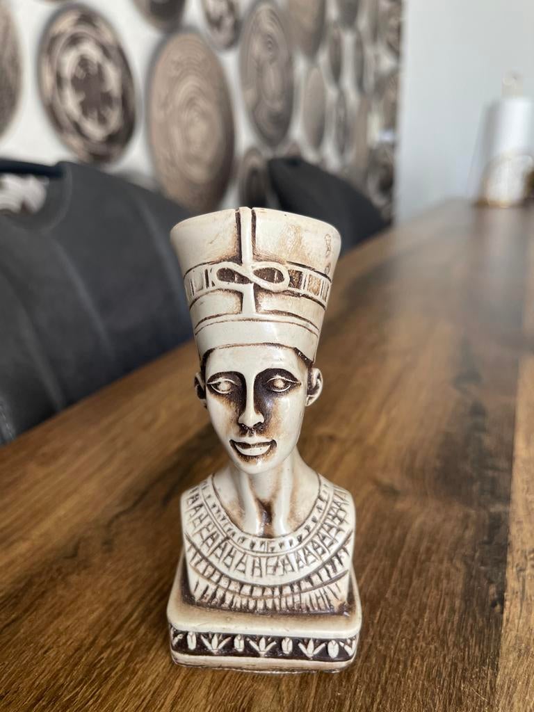 Nefertiti Buste Beeldje - Egyptische Decoratie, Verzamelen, Ophalen, Gebruikt, Mens