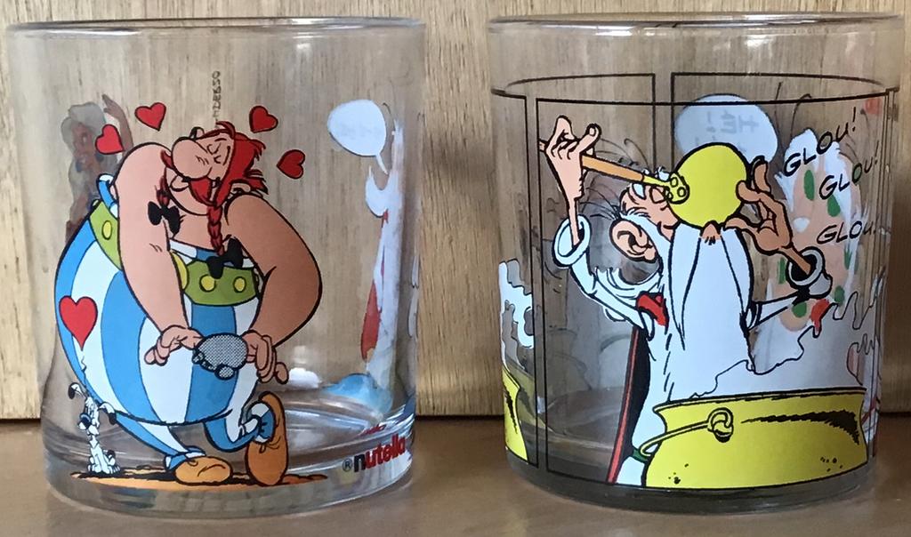 Glas Asterix & Obelix (2x) - ZGAN, Ophalen of Verzenden, Zo goed als nieuw
