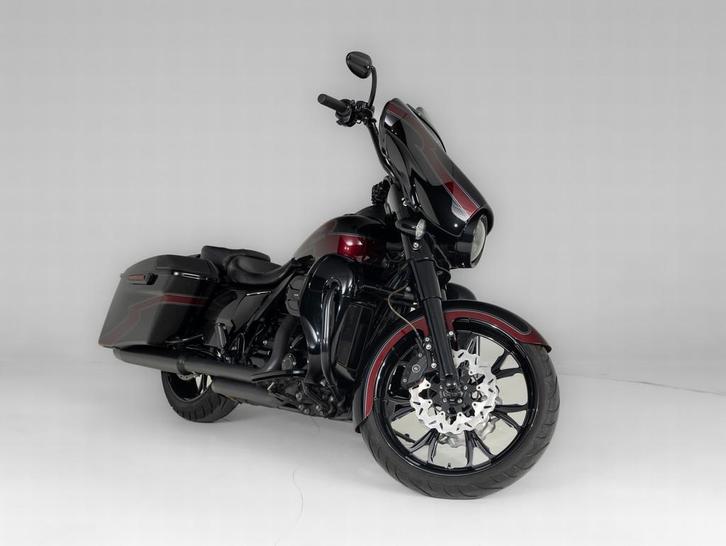 Harley-Davidson FLHX Street Glide (bj 2016), Motoren, Motoren | Harley-Davidson, Bedrijf, Toermotor, meer dan 35 kW, Cruise Control