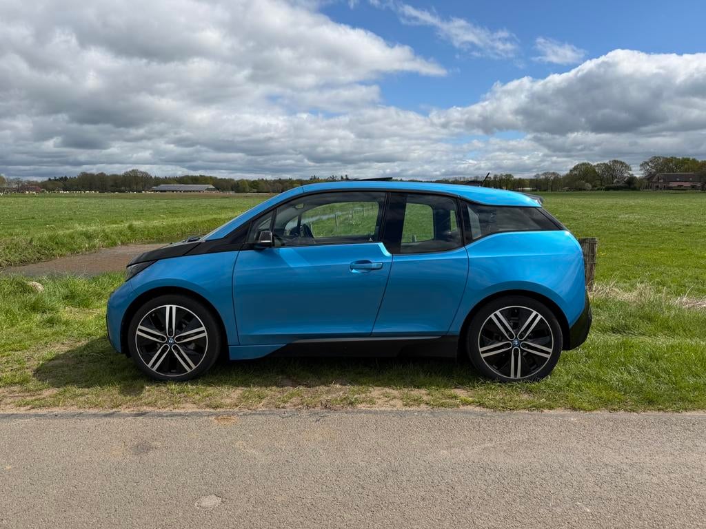 BMW i3 2017 Blauw, Leer, panoramadak, 20 inch, H-Kardon, Auto's, BMW, Particulier, i3, Achteruitrijcamera, Adaptive Cruise Control