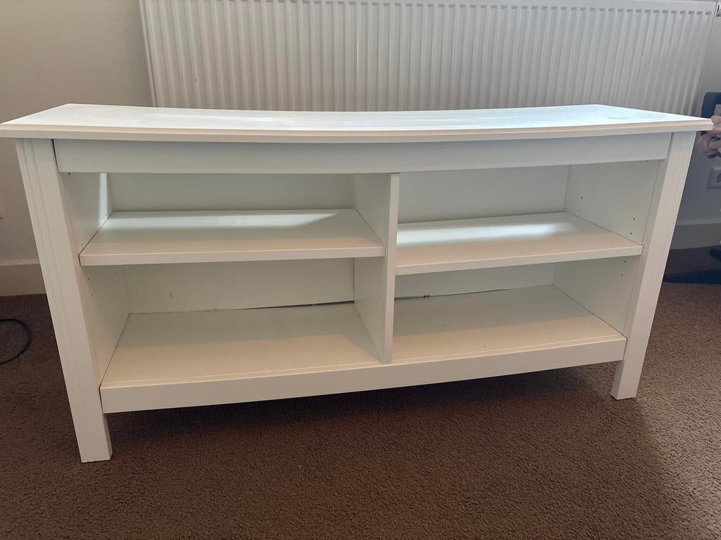 Gratis af te halen: IKEA kastje, licht doorgebogen, Huis en Inrichting, Kasten | Televisiemeubels, Ophalen, Gebruikt, 50 tot 100 cm