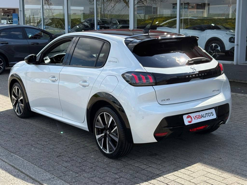 Peugeot 208 1.2 PURETECH AUT. GT-LINE NAVI CAMERA CARPLAY AI, Automaat, Gebruikt, Huisgarantie, 1199 cc