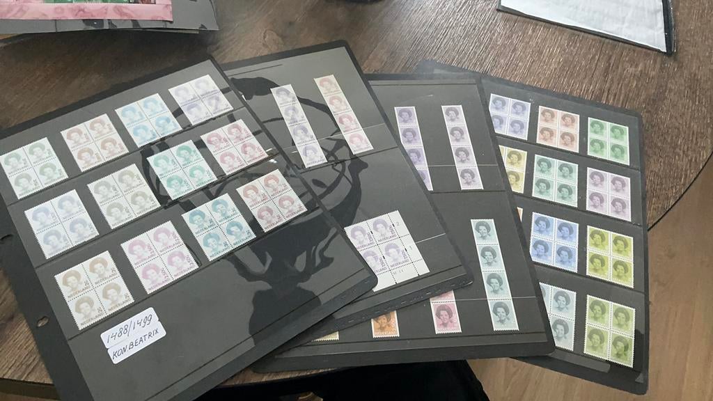 #94 Verzameling blokjes van 4 en stroken Beatrix, Postzegels en Munten, Postzegels | Nederland, Ophalen of Verzenden