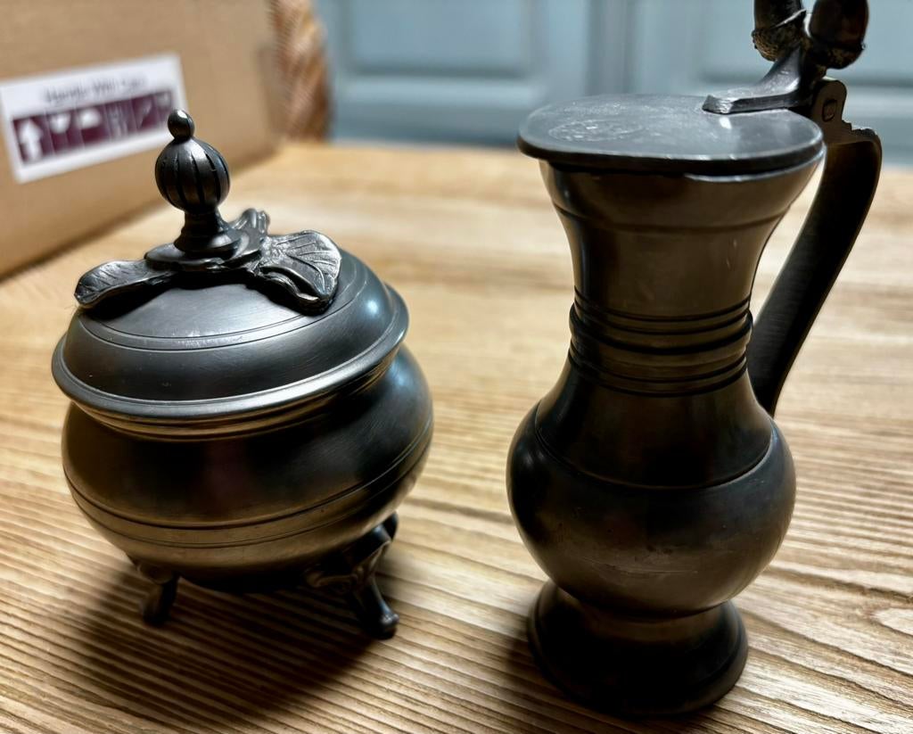 Setje tinnen vaasje en potje met deksel., Antiek en Kunst, Antiek | Tin, Ophalen of Verzenden