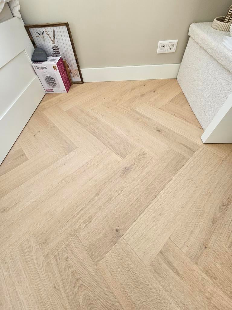 Plint MDF wit afgelakt 12x120x244 / 85m, Ophalen, Nieuw, Modern, Bruin