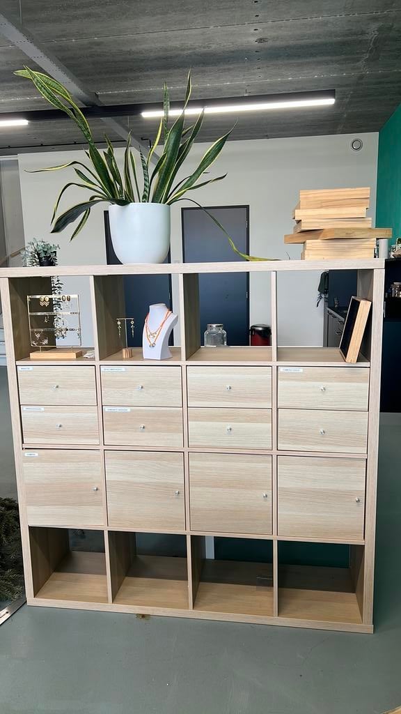 Ikea vakken kast, Ophalen, Zo goed als nieuw