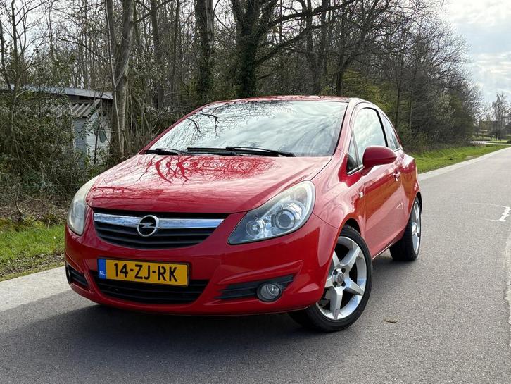 Opel Corsa 1.2-16V Sport | Airco + Weinig km Nu € 1.950,-!, Auto's, Opel, Bedrijf, Te koop, Corsa, ABS, Airbags, Airconditioning