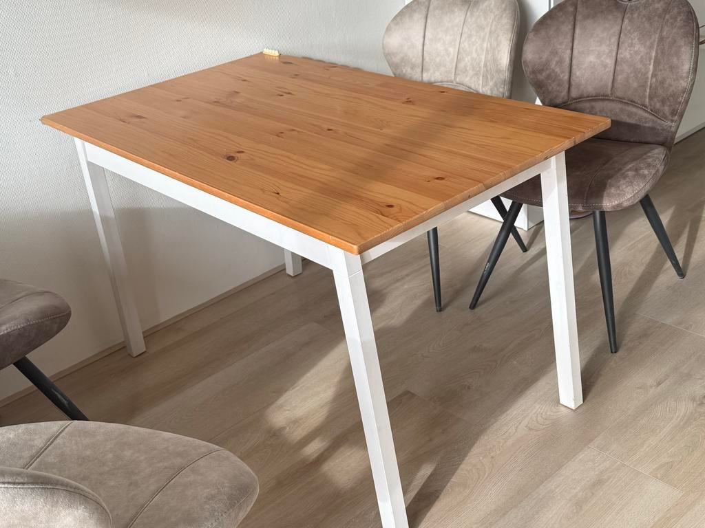 IKEA Pinntorp tafel - 2 jaar oud, nette staat, Minder dan 50 cm, Gebruikt, 50 tot 100 cm, Tot twee personen