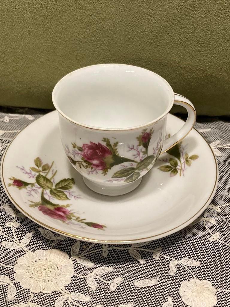 Espressokopje rozen (050224), Gebruikt, Ophalen of Verzenden, Overige stijlen, Kop(pen) en/of Schotel(s)