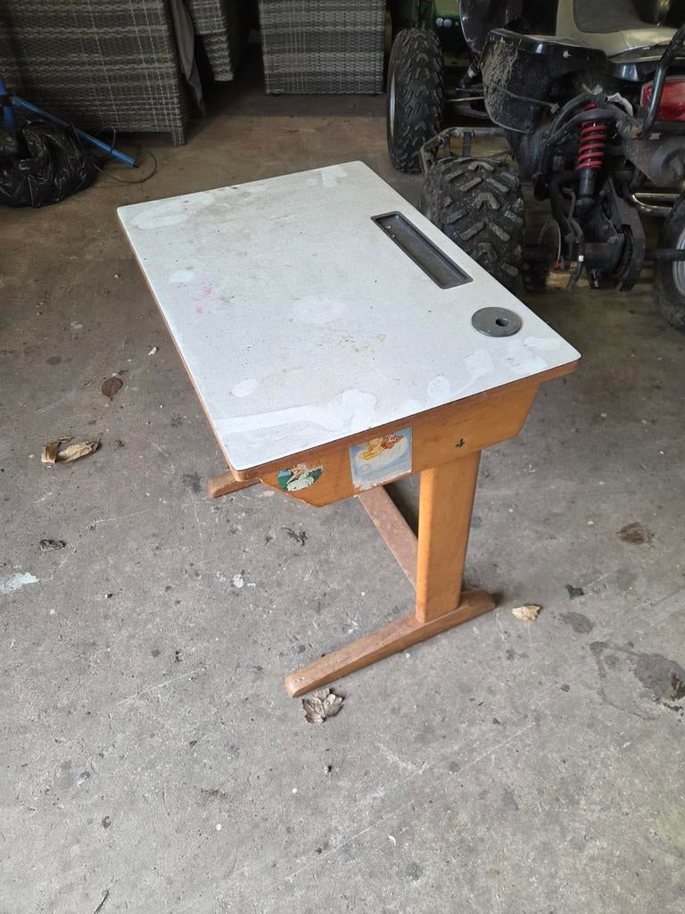 Ouderwets klas bureau Gratis ophalen, Ophalen, Geen, Minder dan 130 cm, Geen