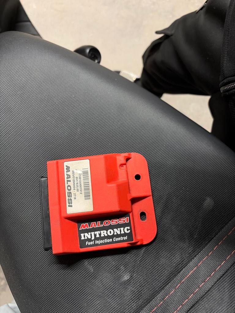 Malossi Injtronic ECU 80cc Euro 4 Vespa Sprint/Zip, Fietsen en Brommers, Ophalen, Gebruikt, Overige typen, Vespa