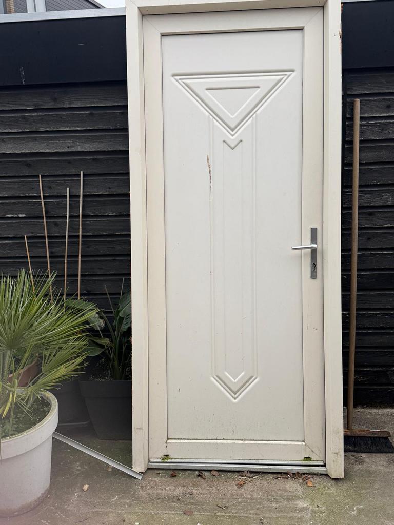 Buitendeur met kozijn 227 x 99 cm, Ophalen of Verzenden, Zo goed als nieuw