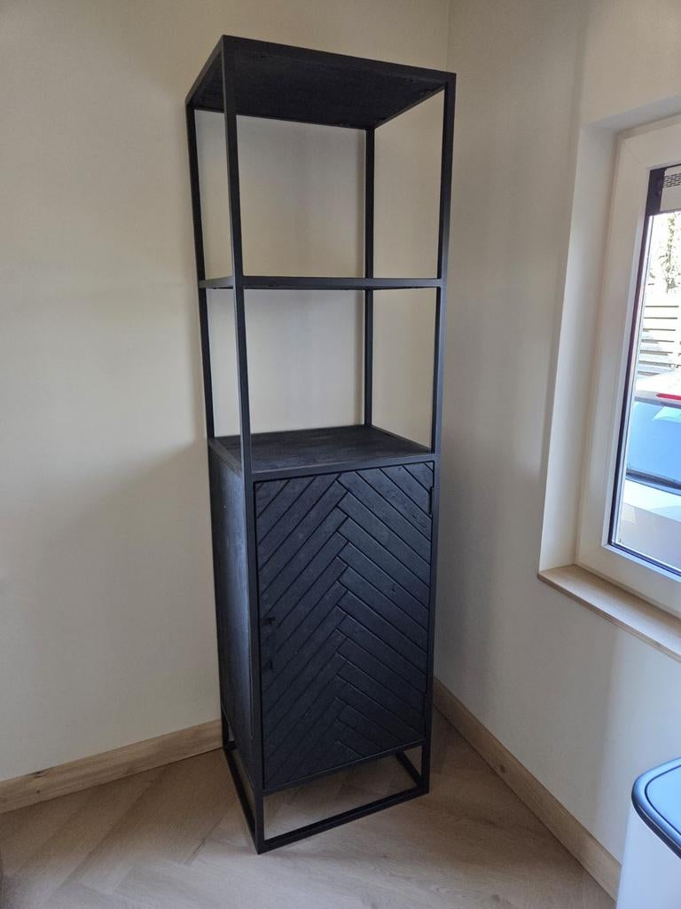 Boekenkast visgraat zwart, Huis en Inrichting, Kasten | Vitrinekasten, Ophalen, 50 tot 100 cm, Zo goed als nieuw, 150 tot 200 cm