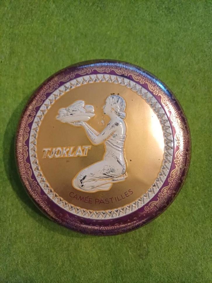 Oud Tjoklat Camee Pastilles blik, Verzamelen, Blikken, Gebruikt, Overige, Overige merken, Ophalen of Verzenden