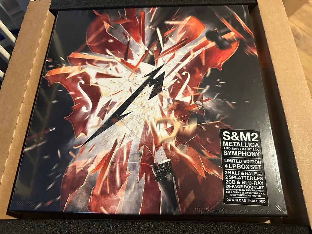 Metallica nieuwe gesealde boxset S&M2, Cd's en Dvd's, Vinyl | Hardrock en Metal, Ophalen, Nieuw in verpakking