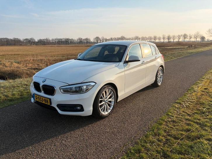 BMW 1-Serie 118i 136pk Aut 2019 Wit Trekhaak, Auto's, BMW, Particulier, 1-Serie, ABS, Airbags, Airconditioning, Alarm, Bluetooth