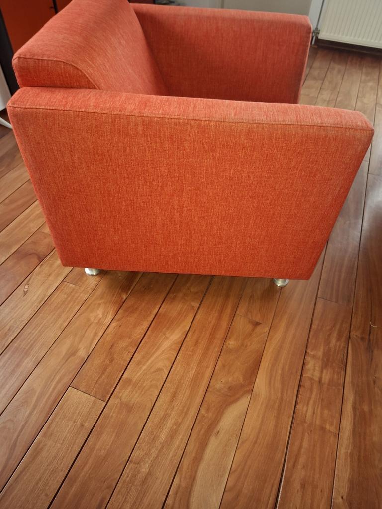Design fauteuil oranje stof, Ophalen, Gebruikt, Stof, 75 tot 100 cm