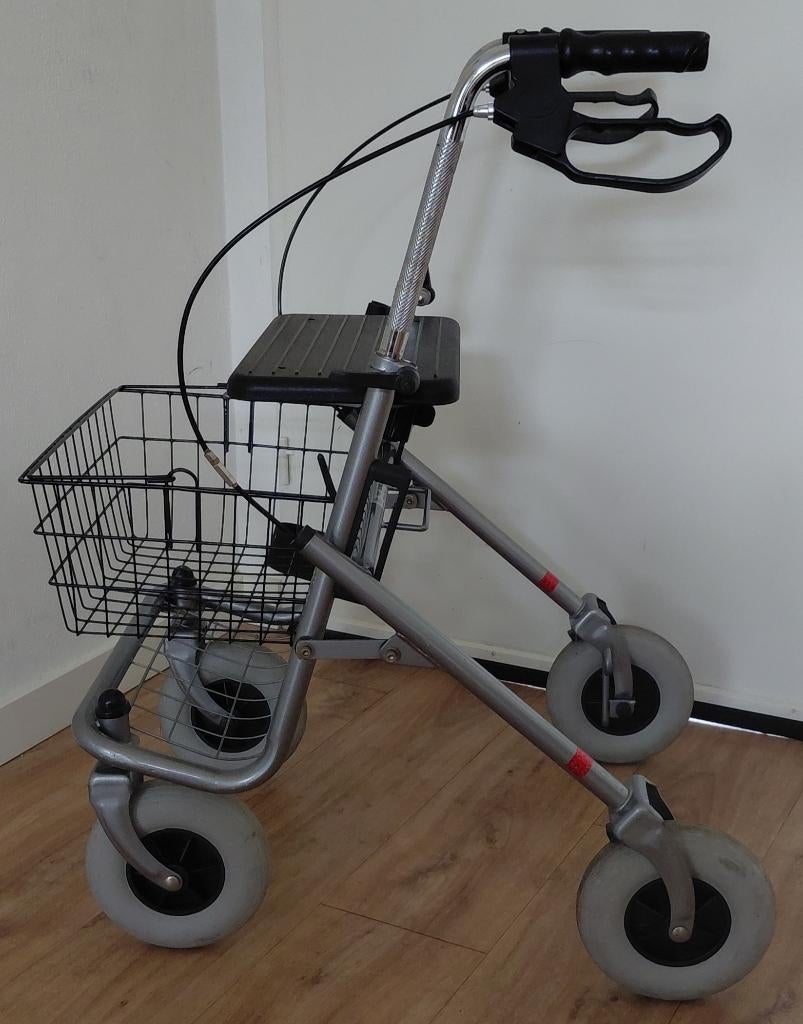 Rollator Easy Going + ( afneembare) mand, Ophalen, Opvouwbaar, Zo goed als nieuw