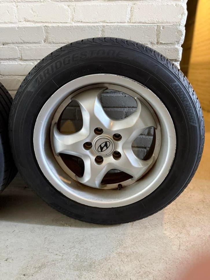 4x Hyundai Santa Fe banden en velgen snel moet weg!, Ophalen, Banden en Velgen, Info, Ik