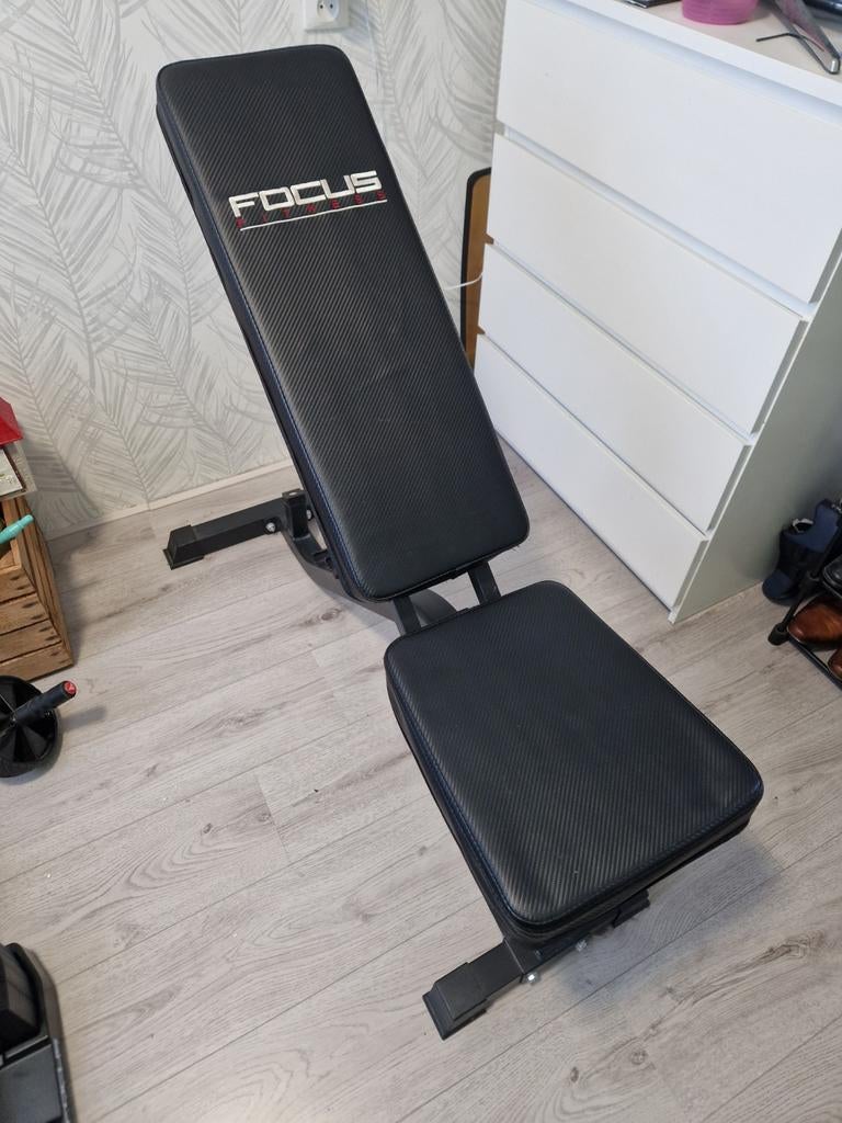 Halterbank - Focus Fitness Force 8, Sport en Fitness, Fitnessmaterialen, Ophalen, Zo goed als nieuw, Fitnessbank