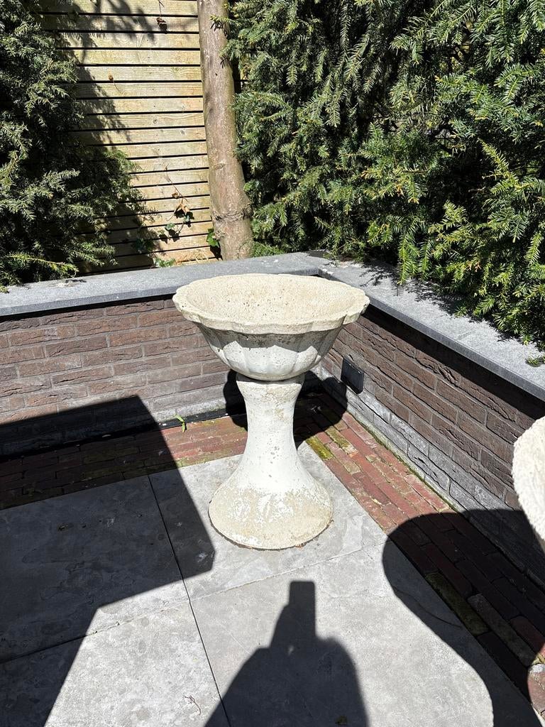 Decoratieve bloempot van beton voor buiten, Tuin en Terras, Bloempotten, Ophalen, Gebruikt, Balkon, 40 cm of meer