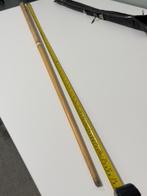 Vintage houten hout biljart keu 2delig + leren tas biljarkeu, Keu of Ballen, Ophalen of Verzenden, Zo goed als nieuw, H