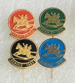 Set van 4 Vintage Kermis 1965 Speldjes - Paardjes, Verzamelen, Ophalen of Verzenden, Gebruikt, Overige onderwerpen, Speldje of Pin