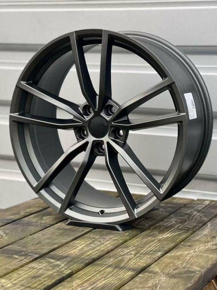 18”19” PRETORIA R-Line Look Velgen past onder VW GOLF6-7-8, Auto-onderdelen, Banden en Velgen, 19 inch, Velg(en), -, -