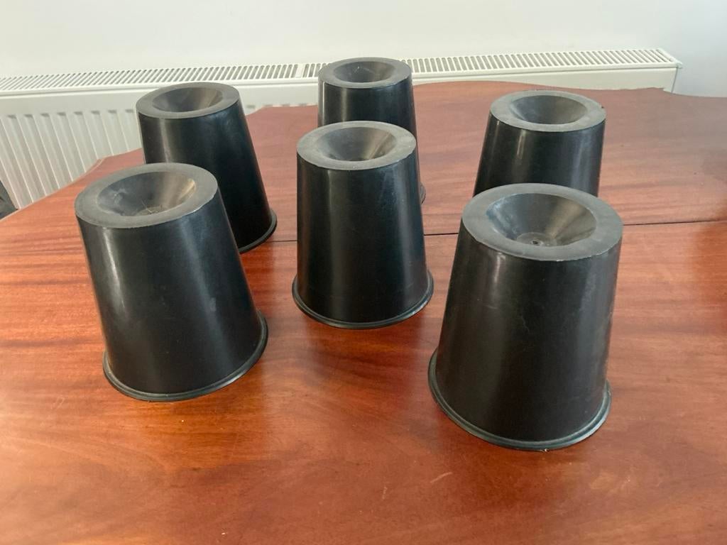 6 stuks Bed meubel verhogers - Zwart, Overige materialen, Gebruikt, Zwart, Tweepersoons