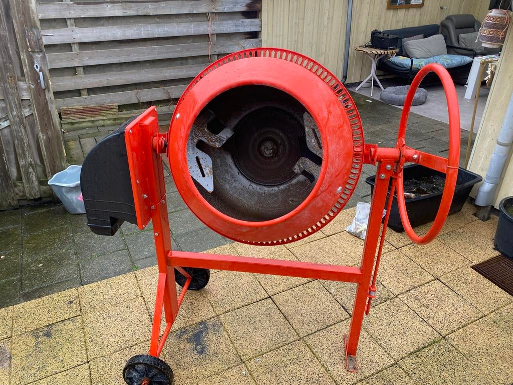 Betonmolen, Doe-het-zelf en Verbouw, Betonmolens, Ophalen, Zo goed als nieuw