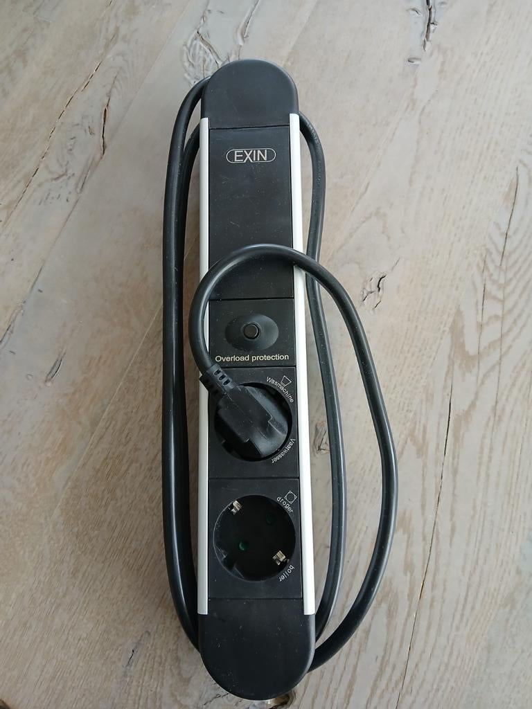 EXTIN Stekkerdoos met overspanningsbeveiliging, Ophalen of Verzenden, Gebruikt, Stopcontact
