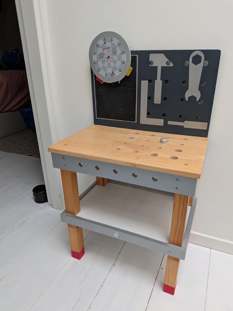 Houten klus station voor peuter, Ophalen