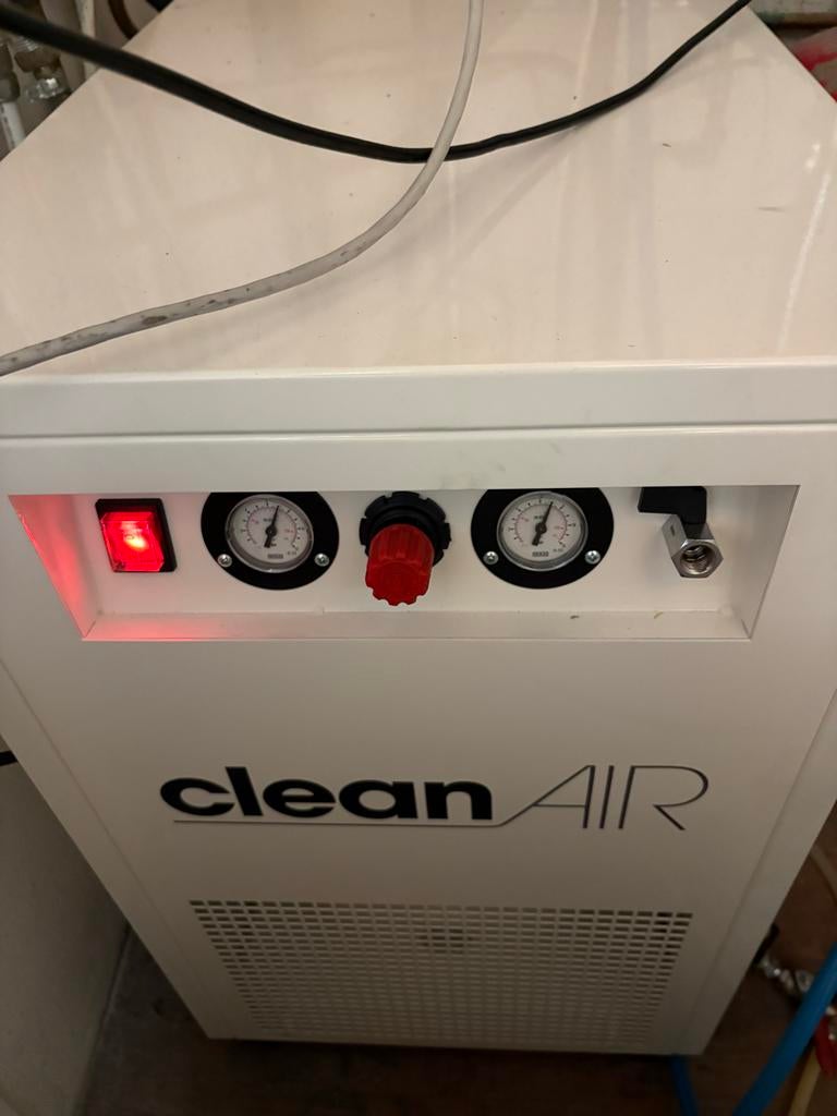 2 Nieuwe Compressoren - Clean AIR, Ophalen, Nieuw, 400 tot 800 liter/min, Olievrij