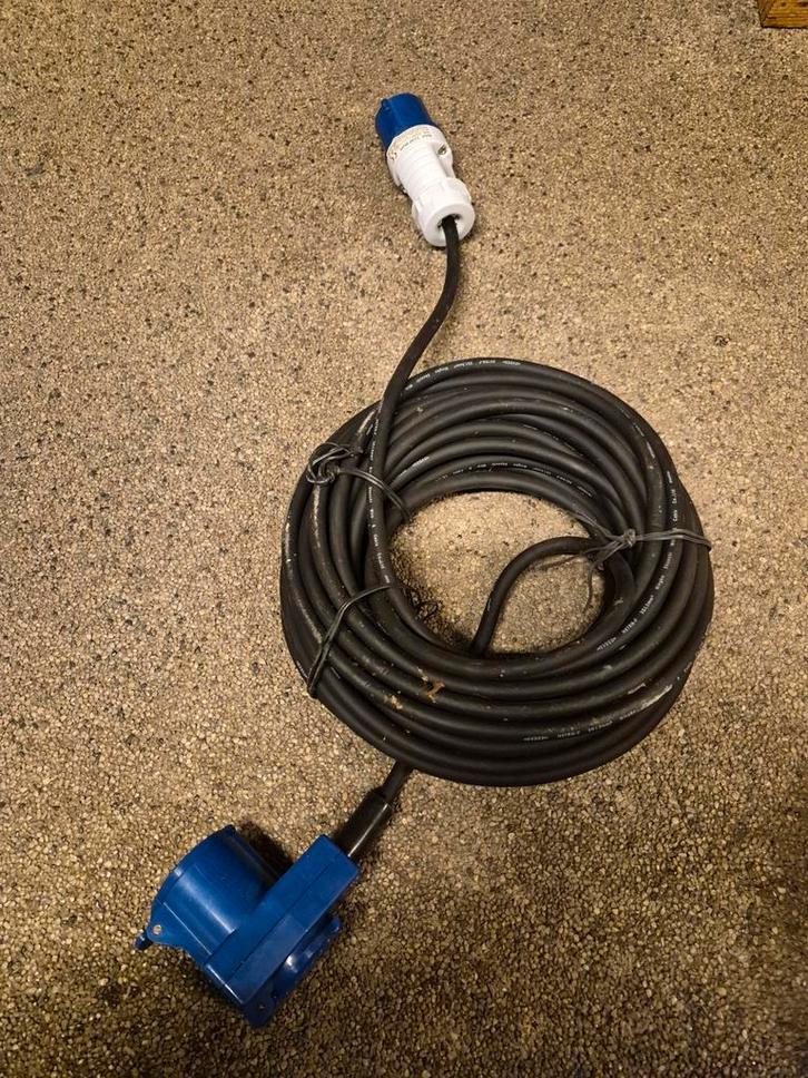 Verlengsnoer 16A 250V 3500W H07RN-F 3G1.5mm², Doe-het-zelf en Verbouw, Elektra en Kabels, Gebruikt, Kabel of Snoer, Ophalen of Verzenden
