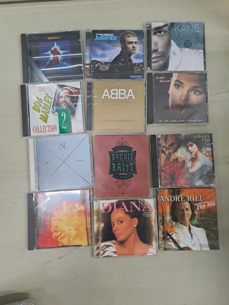 Partij verzameling cd's ongeveer 400 stuks evt inclusief box, Ophalen, Gebruikt