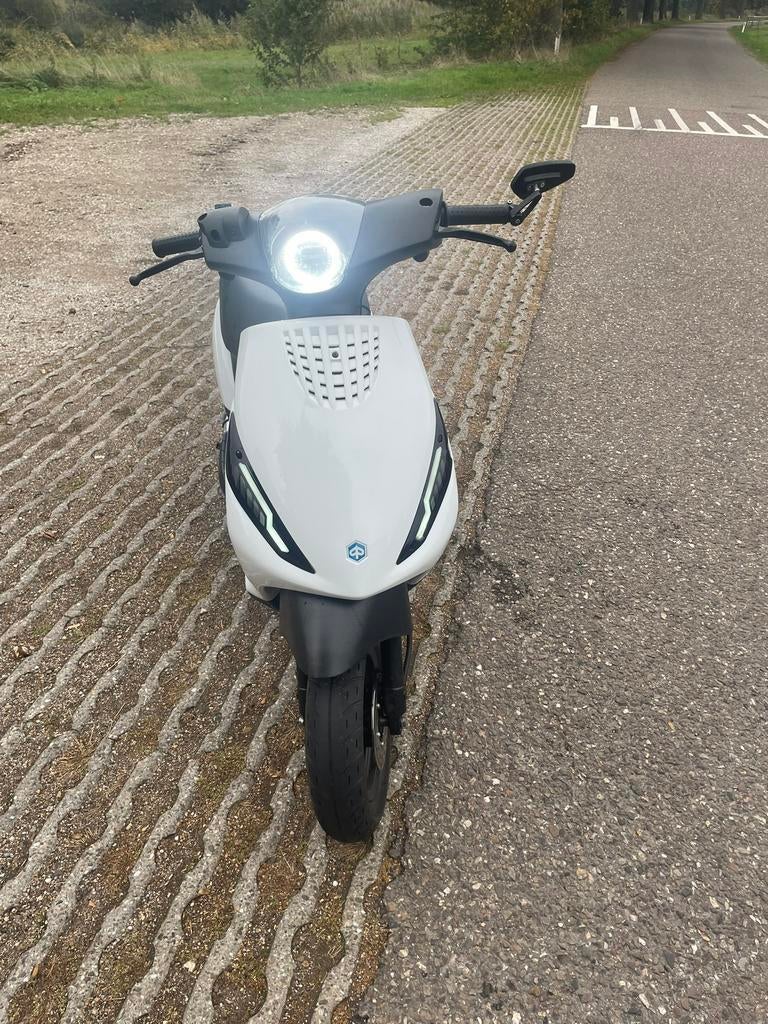 Piaggio zip 70cc 2t, Fietsen en Brommers, Scooters | Piaggio, Gebruikt, Zip, Maximaal 45 km/u, Tweetakt, Ophalen