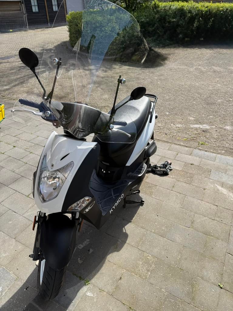 Kymco agility 50 wit, Ophalen, Zo goed als nieuw, Maximaal 25 km/u, Agility