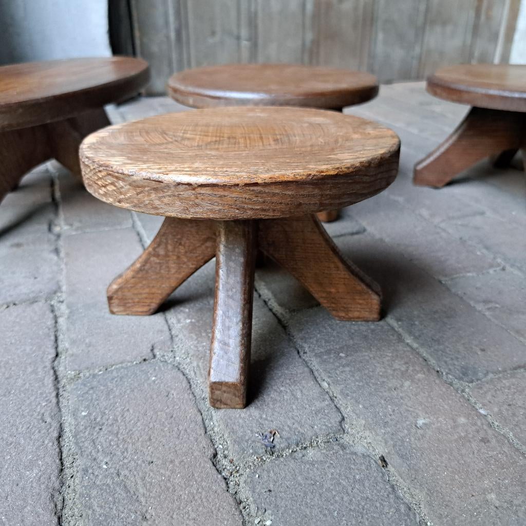 1x Oud houten verhoging vensterbankje mini tafeltje *Etage3*, Gebruikt, ., Ophalen of Verzenden, .