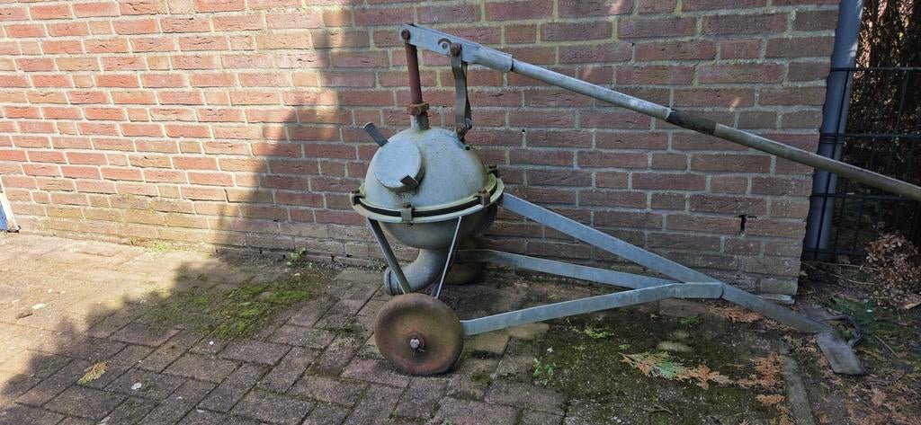 Kattekop pomp, Ophalen, Dompelpomp