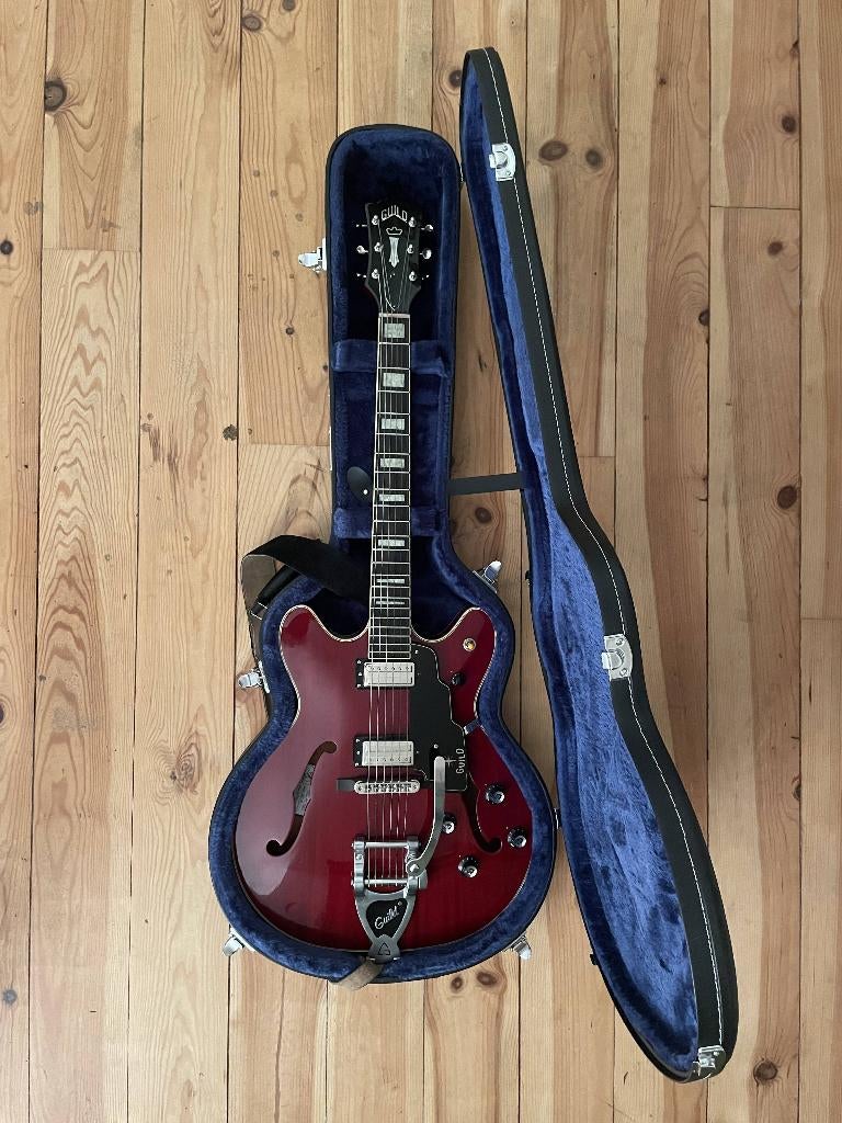 GUILD | Starfire V Cherry Red [z.g.a.n.], Muziek en Instrumenten, Ophalen, Zo goed als nieuw, Semi-solid body, Overige merken