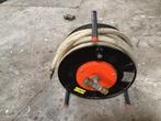 Haspel met 20 m luchtslang, Ophalen, Zo goed als nieuw