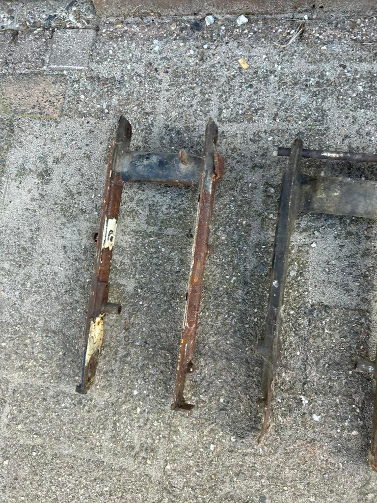 Achterbrug zundapp, Ophalen, Zo goed als nieuw, Frame