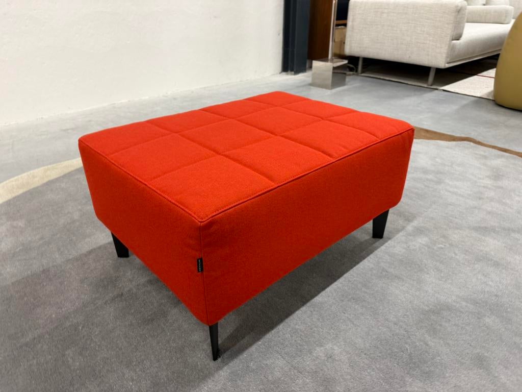 Nieuw Gelderland Allure Voetenbank Kvadrat rood stof Poef, Nieuw, Ophalen of Verzenden, Gelderland, Stof