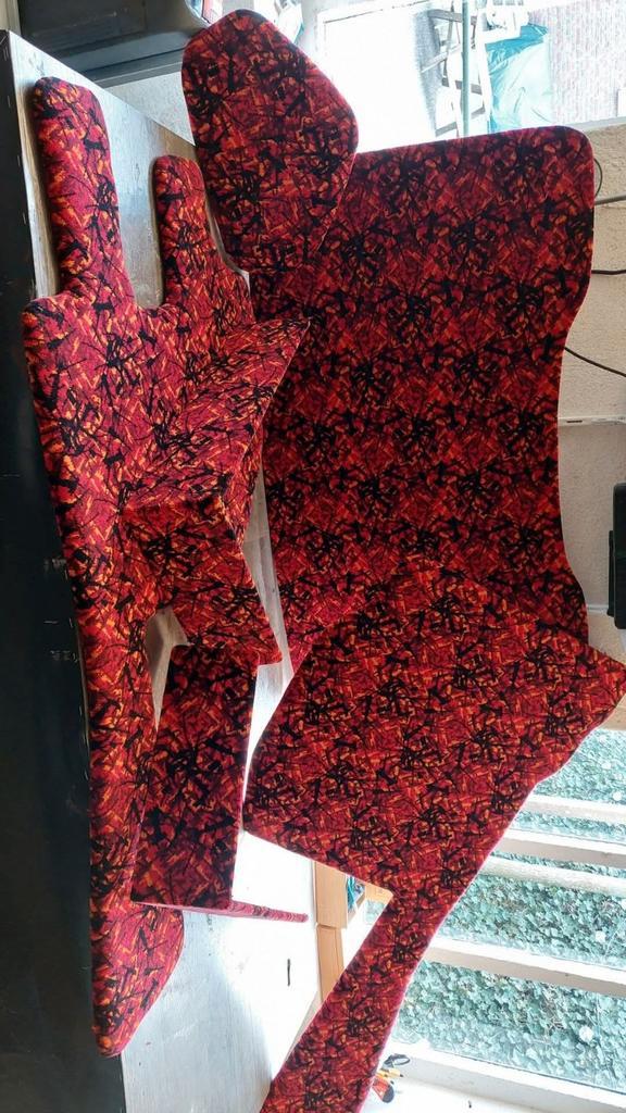 Interieur bekleding volvo fh Deens pluche rood, Auto-onderdelen, Vrachtwagen-onderdelen, Volvo, Interieur en Bekleding, Nieuw